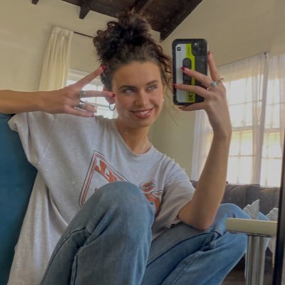 welcome to my open dialogue with myself on the internet • TikTok: kateplus8ft