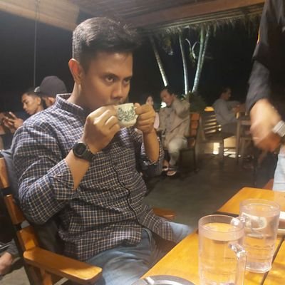 Jalisceplis's profile picture. UNY 15 🎓