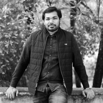 Viwekkumar17's profile picture. 