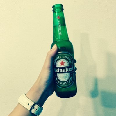 フルタイム+フリーランスの2足のわらじ主婦、30代2児母🍺大好き😍 主人を専業主夫にすべく奮闘中!