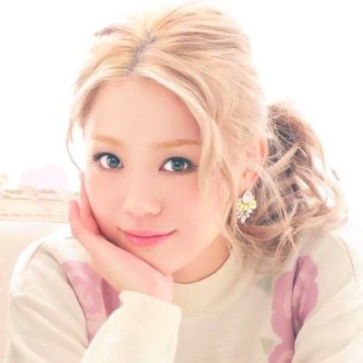 憧れのアーティストの 西野カナ さん(˘͈ᵕ ˘͈♡)ஐ: 誹謗中傷冷やかしされる方のフォローはご遠慮下さい(❁ᴗ͈ˬᴗ͈)ﾍﾟｺﾘ♡...*゜ 一緒にカナやんの復帰までも温かく見守って下さる方と繋がりたいです。 カナやん愛を感じた方への勝手なお誘いのフォローお許し下さい。#西野カナ #カナやん