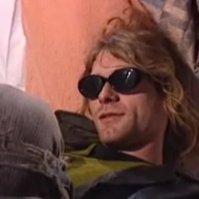 rosoideae_'s profile picture. lasciatemi stare