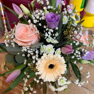 SarahPurkyy's profile picture. A florist Love most types of music love my kids & family to bits.. like fast cars & horror films especially paranormal a general nut case 🌸