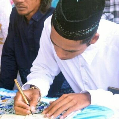 Conten Creator Demak
Jngan lupa like Dan subscribe Chanel MUSLIH PUTRA TV