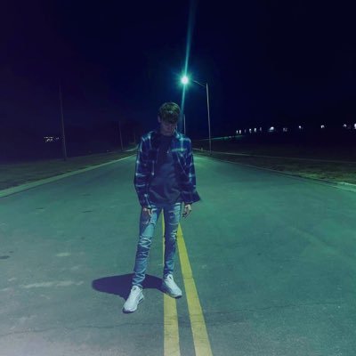 ConnerThompso23's profile picture. • @KUHoops • @Chiefs RedKingdom • @Royals