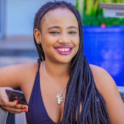 Fleurentinn1's profile picture. Energy is a dry snitch