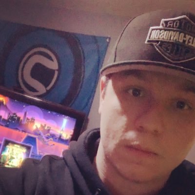 Former @DareRising • Greatest Duo with @Nrvist • Grinding for @SnipersInSith