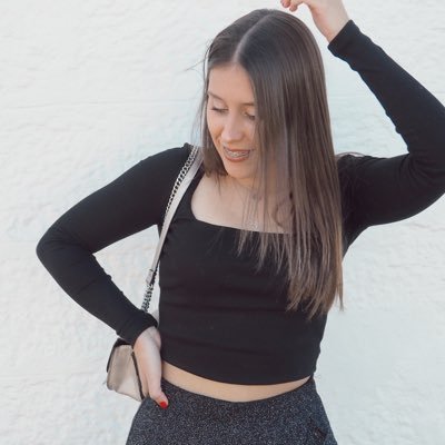 👩🏻‍🏫