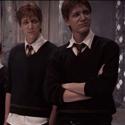 W3ASLEYFOOL's profile picture.   𝗳𝗿𝗲𝗱 ﹠ 𝗷𝗼𝗿𝗴𝗲  𓂃  𖥻  𝘱𝘳𝘦𝘤𝘪𝘰𝘶𝘴 𝘢𝘯𝘨𝘦𝘭𝘴 𔘓  ！
    彼女  ✦  彼の  ˒  𔘓  ！𓂃 𝗣𝟰𝗡  𖥻  🎸🍒.

 𓏲o/ele/-o 𓂃 a/ela/-aꪆ