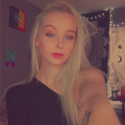 RegannStonee's profile picture. 