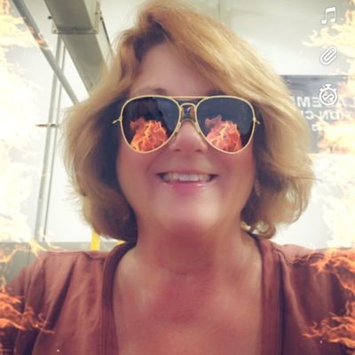 leihah1's profile picture. 