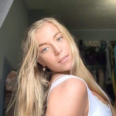 brooke15lucass's profile picture. 