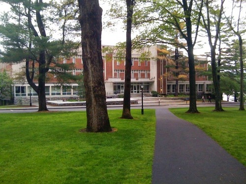 Amherst College Libraryさんのプロフィール画像