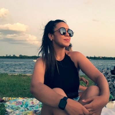 IzabelFCarvalho's profile picture. 