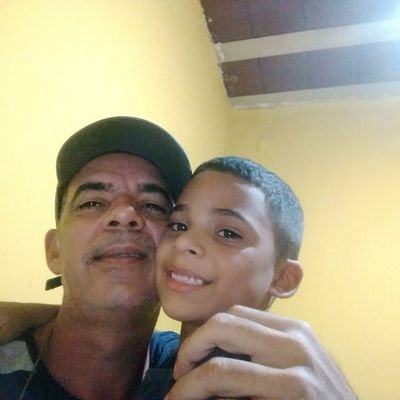 Claudio79390613's profile picture. ser feliz