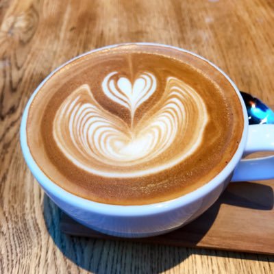 choco_ichigo55's profile picture. 趣味アカウントです。10歳と7歳の姉妹の母。趣味は音楽、エンタメなど。