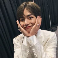 뷔누 (@vvnu613) 's Twitter Profile