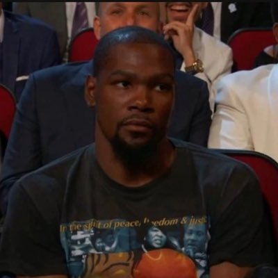 akqubo's profile picture. blog boy