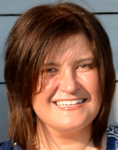 Yvie_e's profile picture. Mad about all things online, training, mentoring, sales and marketing