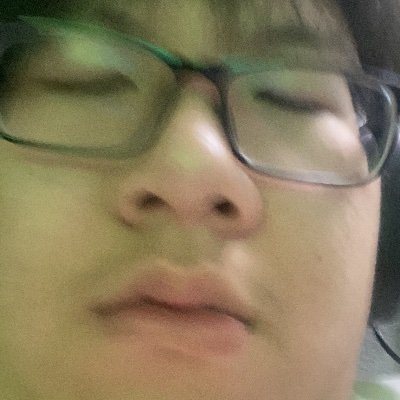 fishnoodleboy's profile picture. professional unprofessional professional.