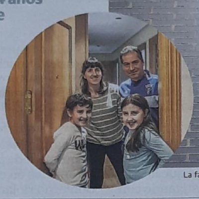 Amigo de mis amigos.
El éxito no te hará feliz, pero ser feliz te dará el éxito.