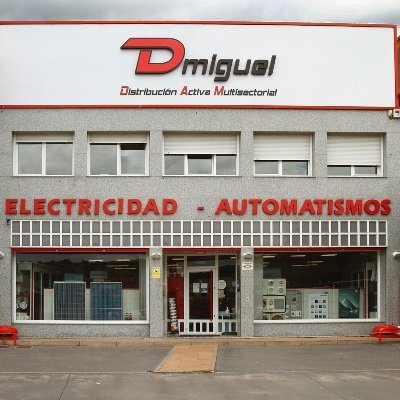 Somos un almacén diferente, moderno, conectados con nuestros cliente. Pruébanos!!