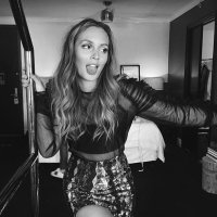 nehir (@nehirwaldorf) 's Twitter Profile Photo nehir (@nehirwaldorf) 's Twitter Profile Photo