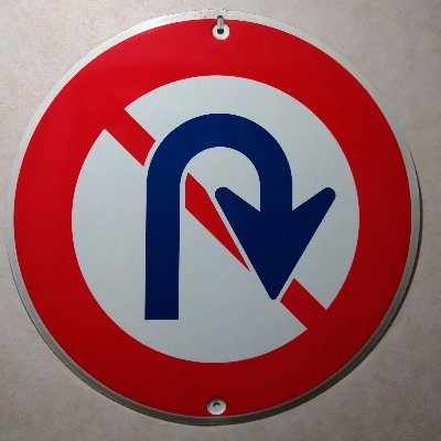 えいこ うるさい三男がサッカーの練習に出掛けた しかもジャージも着ずに半袖半ズボンで コーチもビックリするんちゃうかぁ 家が静かになったので 昨日の生配信のアーカイブでも見ようかなぁ サッカー リベルタサッカースクール 桜田通