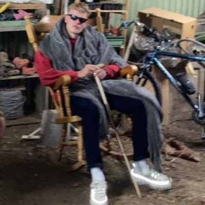 fred____groves's profile picture. 