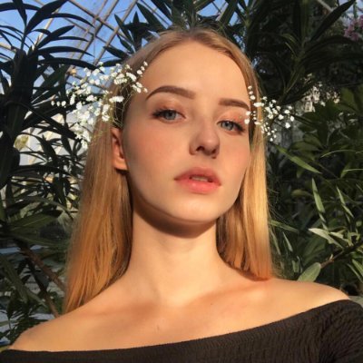 BerkeleySelena's profile picture. Summer if I can meet you, I know this is the last day I can miss you.