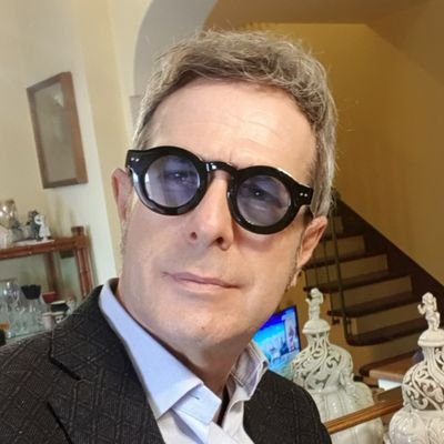 benini_info's profile picture. una vita dedicata allo spettacolo, alla musica e alla televisione, con qualche opinione da esprimere... perdonatemi...