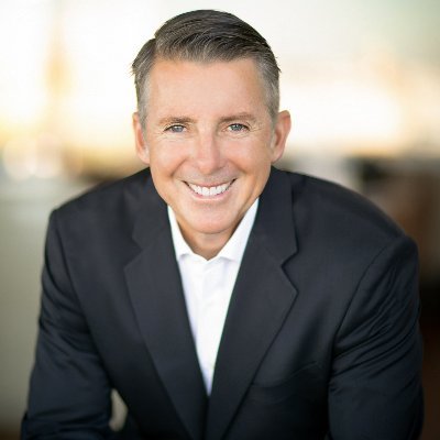 As  Pacific Sotheby’s International Realty’s Founder and Chief Executive Officer, Brian Arrington directs the company’s strategy and oversees operations.