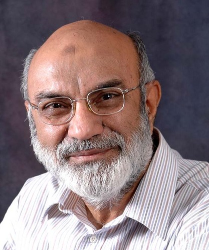 Altaf Shaikh, Marine Engineer/ Travelogue Writer and Head of Marine Engineering Dept.
Author of more than 75 books.