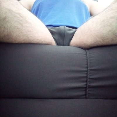 Hombre solo, respetuoso y discreto. Heterosexual buscando hacer amistades y contactos con parejas y mujeres.