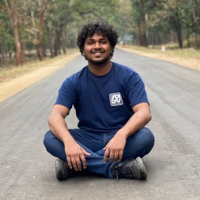 DalynFernandes's profile picture. Just scrolling through Tweets