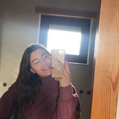 EvaClaro4's profile picture.