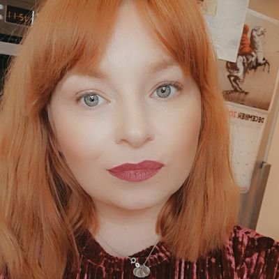 JenJoWilson's profile picture. Ginger.  Pale.