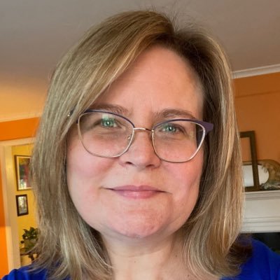 Advocate for #AdultEdu & #Workforce. Lover of learning, language, art, & awe. Assoc Dir @OSUcete. Prog Dir @OhioState4Work.
She/Her/Hers. Tweets are my own.