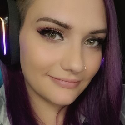 Twitch Streamer|Mama to 5 Whelps|Hot Sauce Enthusiast