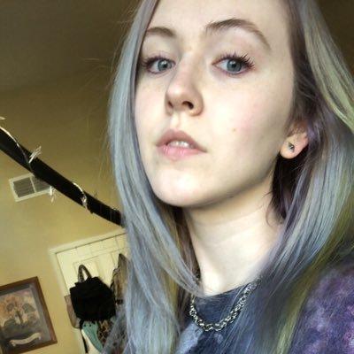 Art, travel, music, chaos. 24. Aries babe.