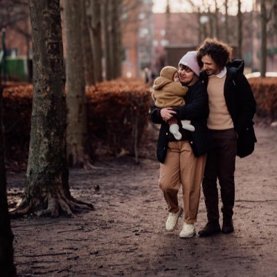 jennysoderman81's profile picture. http://wander-bird.style-nerd.coffe-connoseaur.perpetual-optimist.beat-enthusiast.social-media-data-geek.elvis-fan. ❤️ 🇮🇹🇸🇪🇩🇰🇺🇸