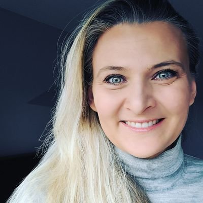 MsDMalevris's profile picture. Multi-Tasking Talented Mom