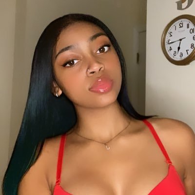 18. Instagram | 33curlyy | https://t.co/1oBXXaVHXb