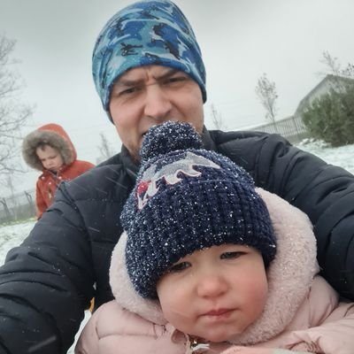 Profile Picture of James Hopps (@Hoppsy66) on Twitter