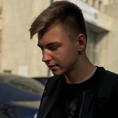 es1t0fZbQdm4vHl's profile picture. 