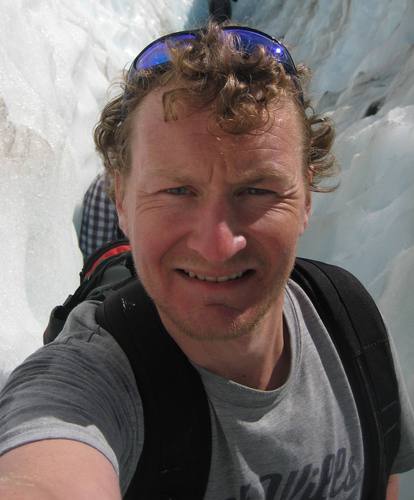 Civil Engineer, keen cyclist, skiier & golfer.