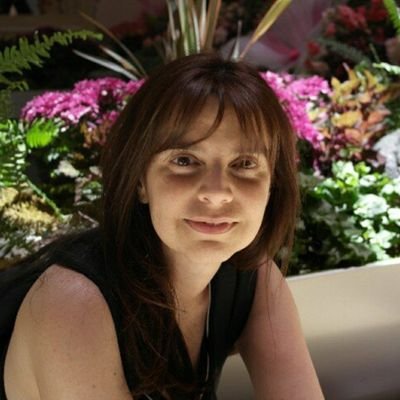 SoniaGomesB's profile picture. Agradecida por el regalo de amar y ser amada, por la capacidad de reinvención, por la posibilidad de elegir. Comunicóloga, voluntaria hospitalaria y tanatóloga.