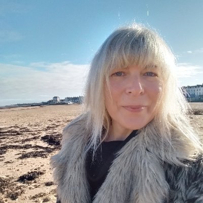 PhD researcher, London College of Music - UK hip hop, Grime and related musics. International hip hop and electronica fan. Mother, hugger, beach walk lover.