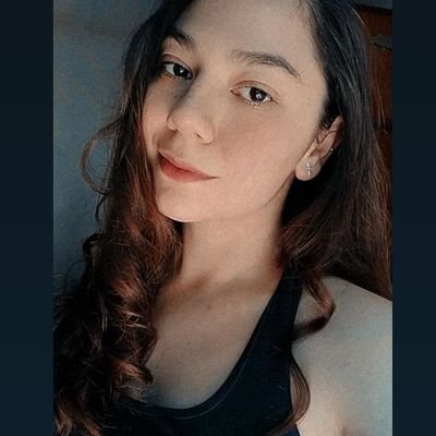arcoirisdetuojo's profile picture. Aby's mom
💚💜