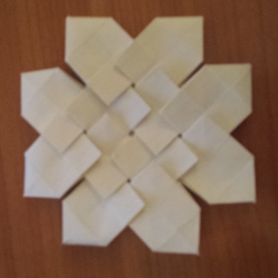 redxaxder's profile picture. terse description